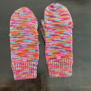 Girls small winter mittens